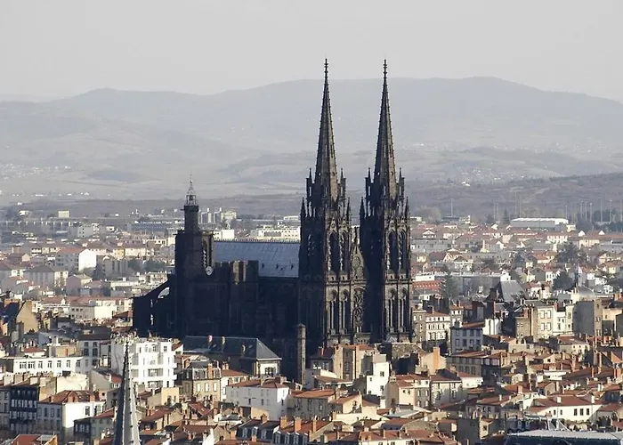 Appartement F1 Avec Vue Dégagée, 6 M2 Terrasse, Wi-fi *