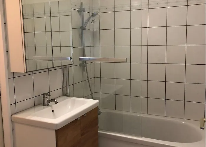 Appartement F1 Avec Vue Dégagée, 6 M2 Terrasse, Wi-fi